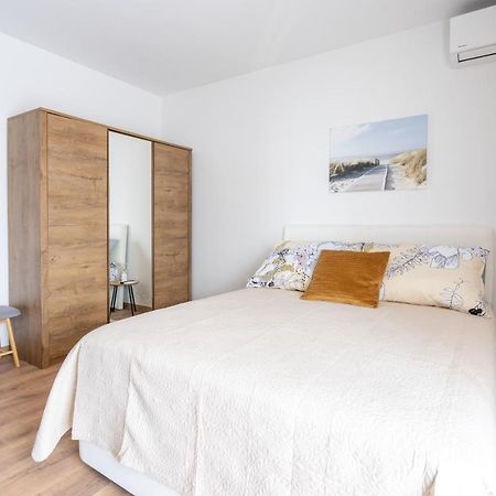 Alto 1 Studio Apartment Rovinj Ngoại thất bức ảnh